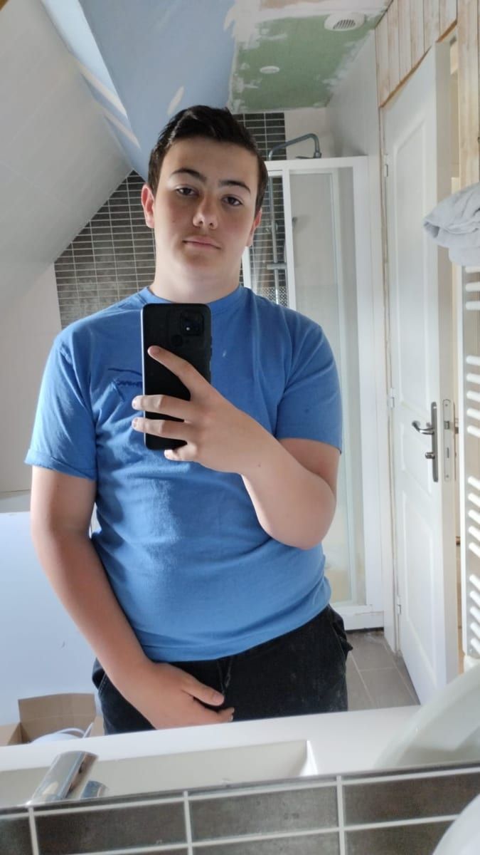 Celyane - Telegram gay à Lützelflüh-Goldbach Profil de Celyane, 27 ans, Telegram gay à Lützelflüh-Goldbach (Berne)