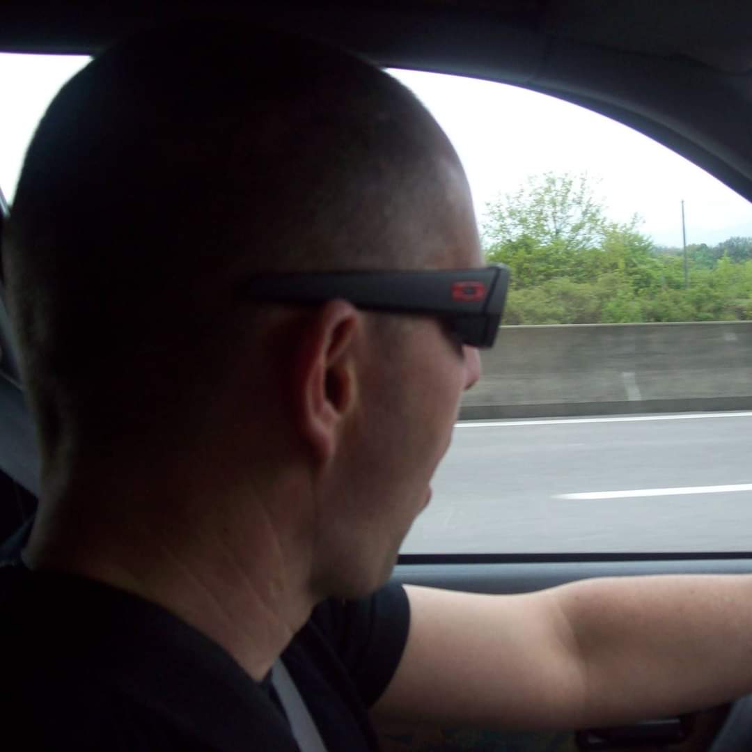 Helder - Telegram gay à Uttwil Profil de Helder, 39 ans, Telegram gay à Uttwil (Thurgovie)