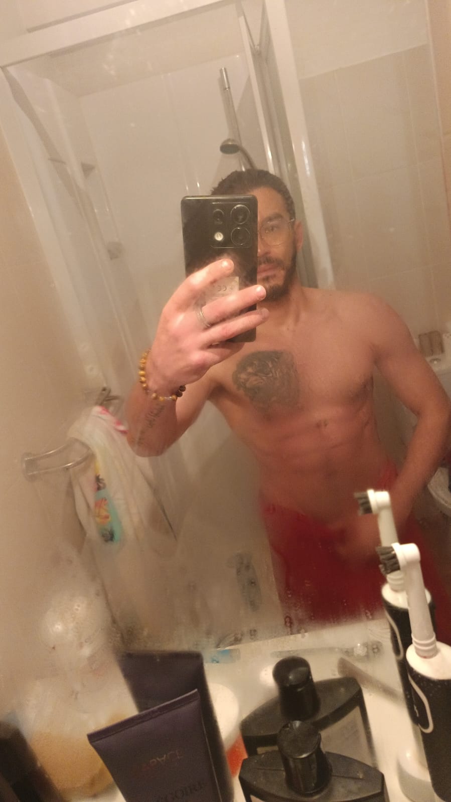 Jaki - Telegram gay à Aarau Rohr Profil de Jaki, 34 ans, Telegram gay à Aarau Rohr (Argovie)