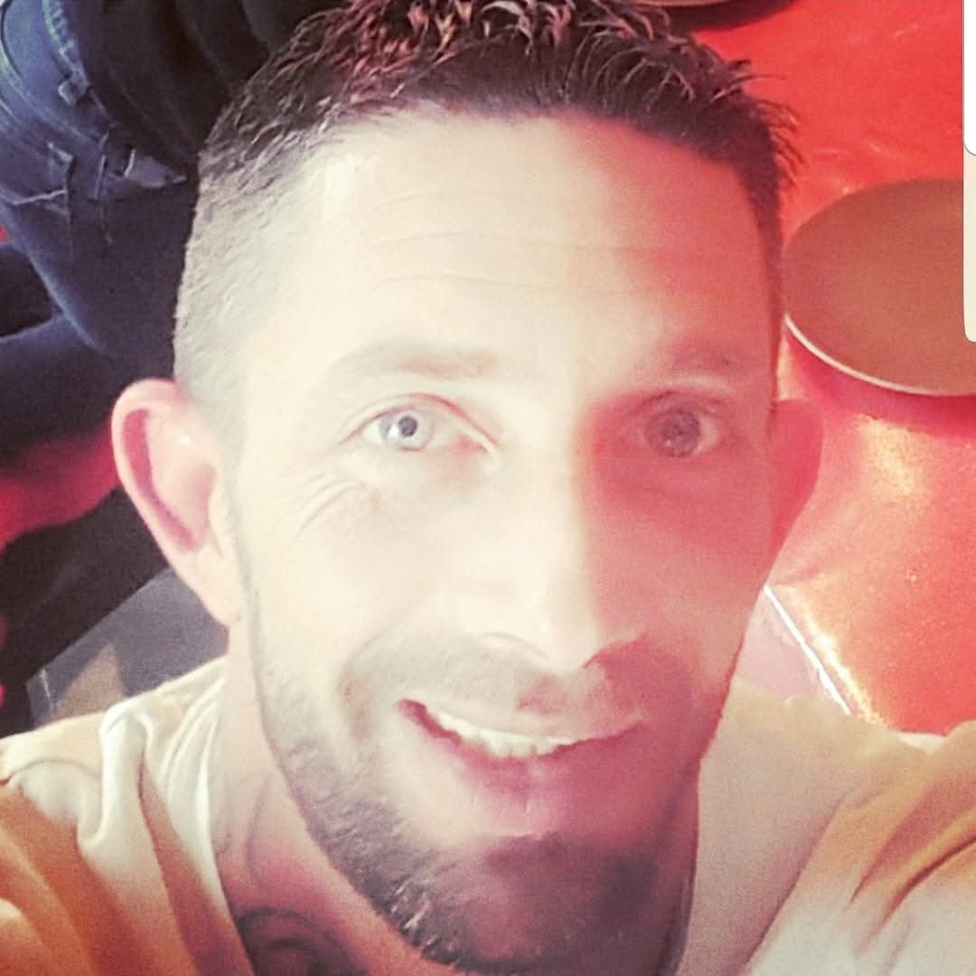 Djemal - Telegram gay à Medeglia Profil de Djemal, 38 ans, Telegram gay à Medeglia (Tessin)
