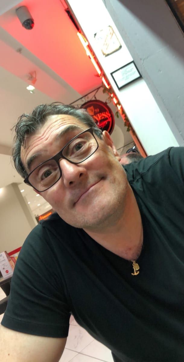 Kyran - Telegram gay à Eclépens Profil de Kyran, 40 ans, Telegram gay à Eclépens (Vaud)