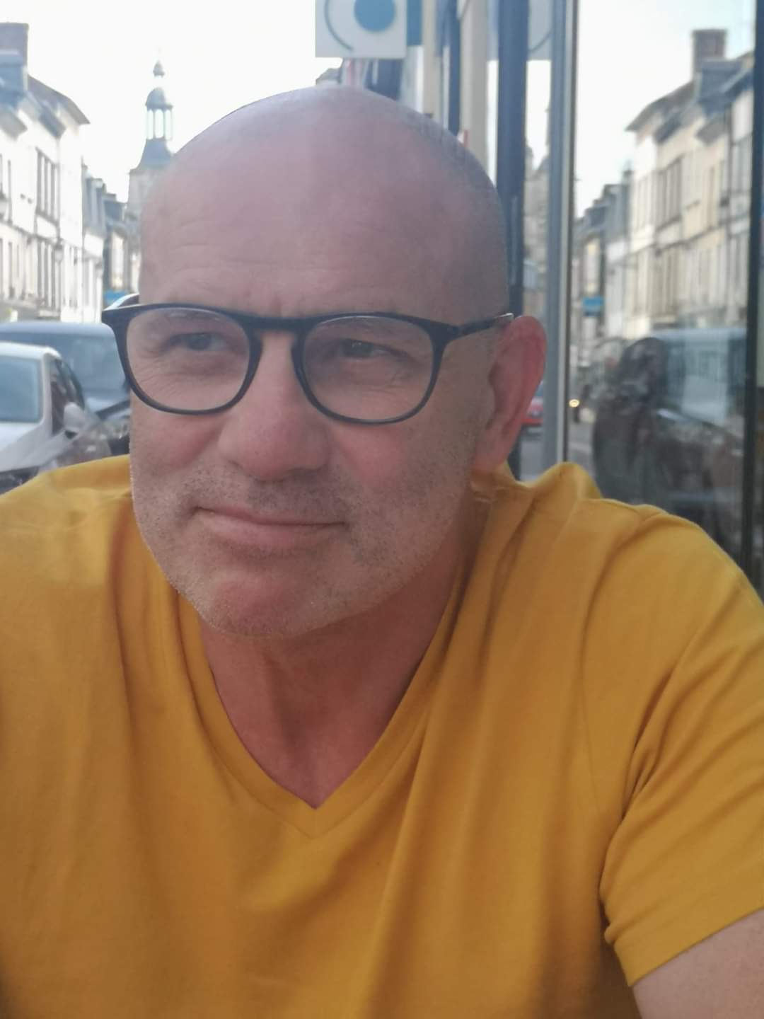 Salvy - Telegram gay à Villarsel-le-Gibloux Profil de Salvy, 32 ans, Telegram gay à Villarsel-le-Gibloux (Fribourg)