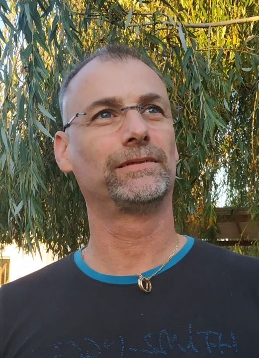 Bouchaib - Telegram gay à Aeschiried Profil de Bouchaib, 43 ans, Telegram gay à Aeschiried (Berne)