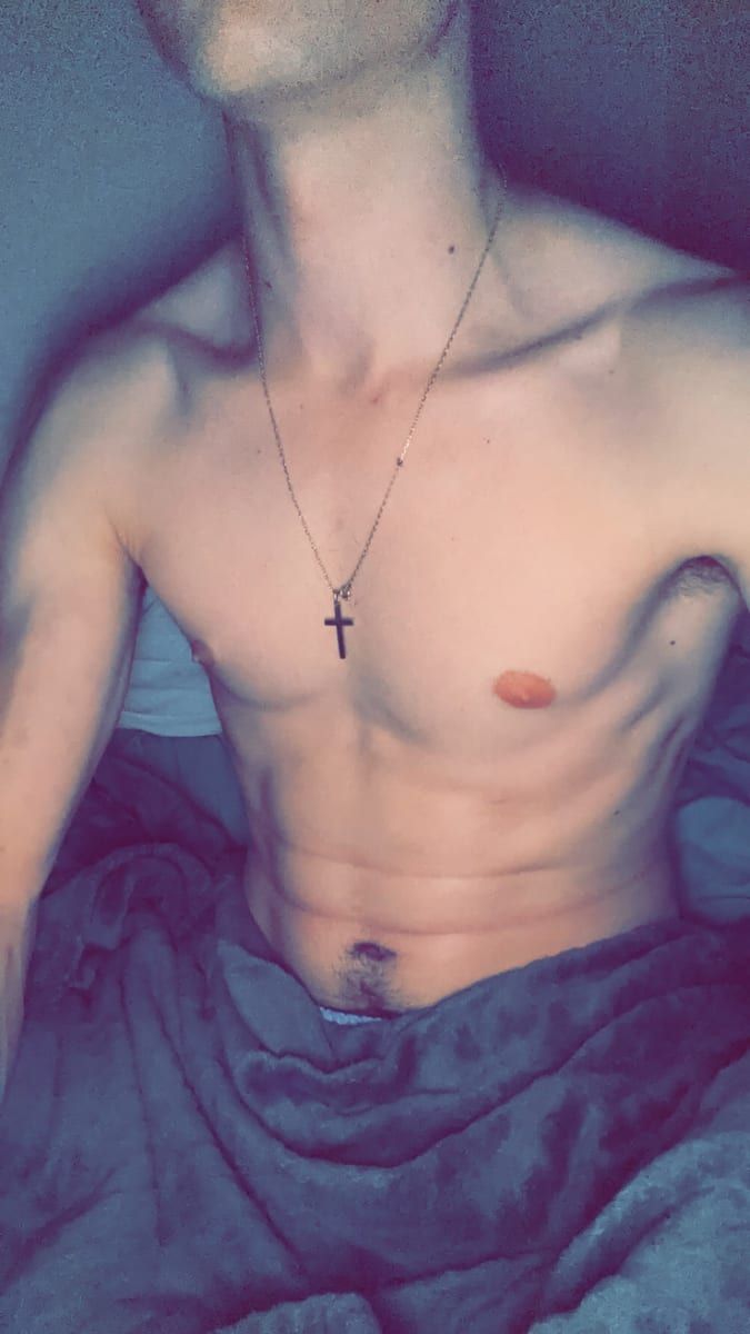 Eoghan - Telegram gay à Villars-Mendraz Profil de Eoghan, 22 ans, Telegram gay à Villars-Mendraz (Vaud)
