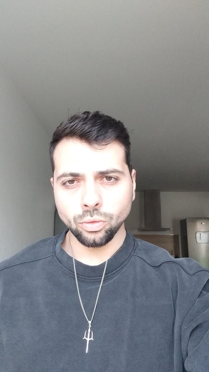 Andris - Telegram gay à Hottwil Profil de Andris, 31 ans, Telegram gay à Hottwil (Argovie)