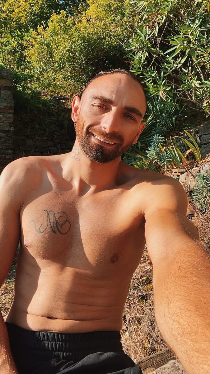 Boukary - Telegram gay à Grono Profil de Boukary, 37 ans, Telegram gay à Grono (Grisons)