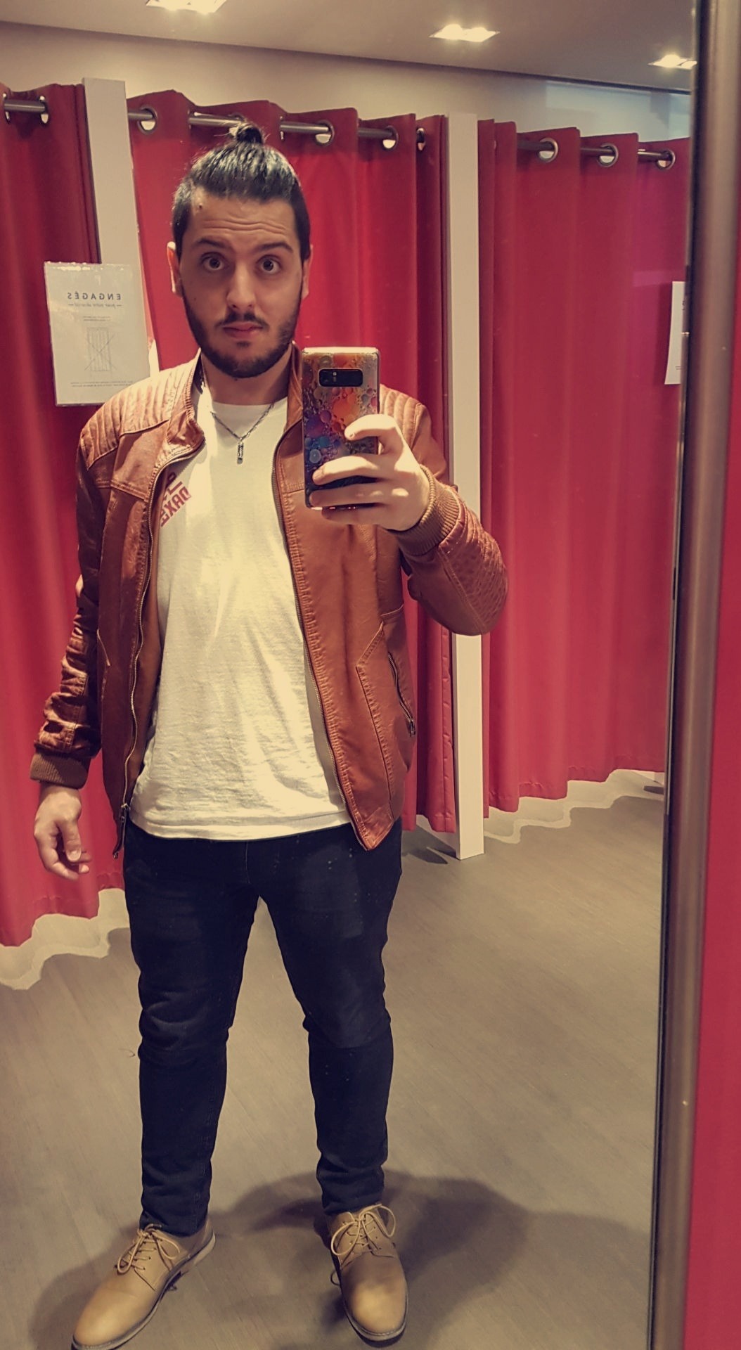 Ozcan - Telegram gay à Willadingen Profil de Ozcan, 43 ans, Telegram gay à Willadingen (Berne)