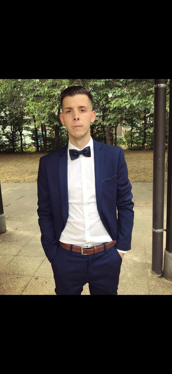 Yohann - Telegram gay à Ependes VD Profil de Yohann, 25 ans, Telegram gay à Ependes VD (Vaud)