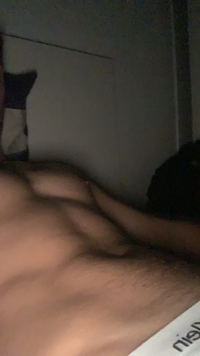 Djayann - Telegram gay à Castiel Profil de Djayann, 32 ans, Telegram gay à Castiel (Grisons)