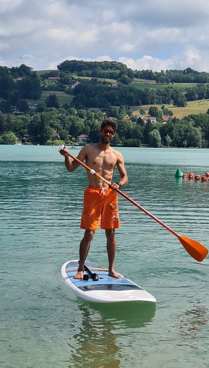 Armen - Telegram gay à Maur Profil de Armen, 24 ans, Telegram gay à Maur (Zurich)