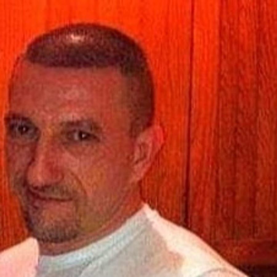 Louis-maxence - Telegram gay à Hedingen Profil de Louis-maxence, 37 ans, Telegram gay à Hedingen (Zurich)