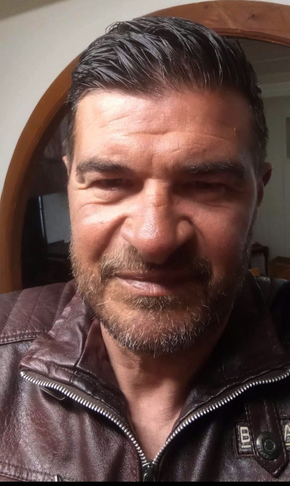 Paulin - Telegram gay à Alpnachstad Profil de Paulin, 44 ans, Telegram gay à Alpnachstad (Obwald)