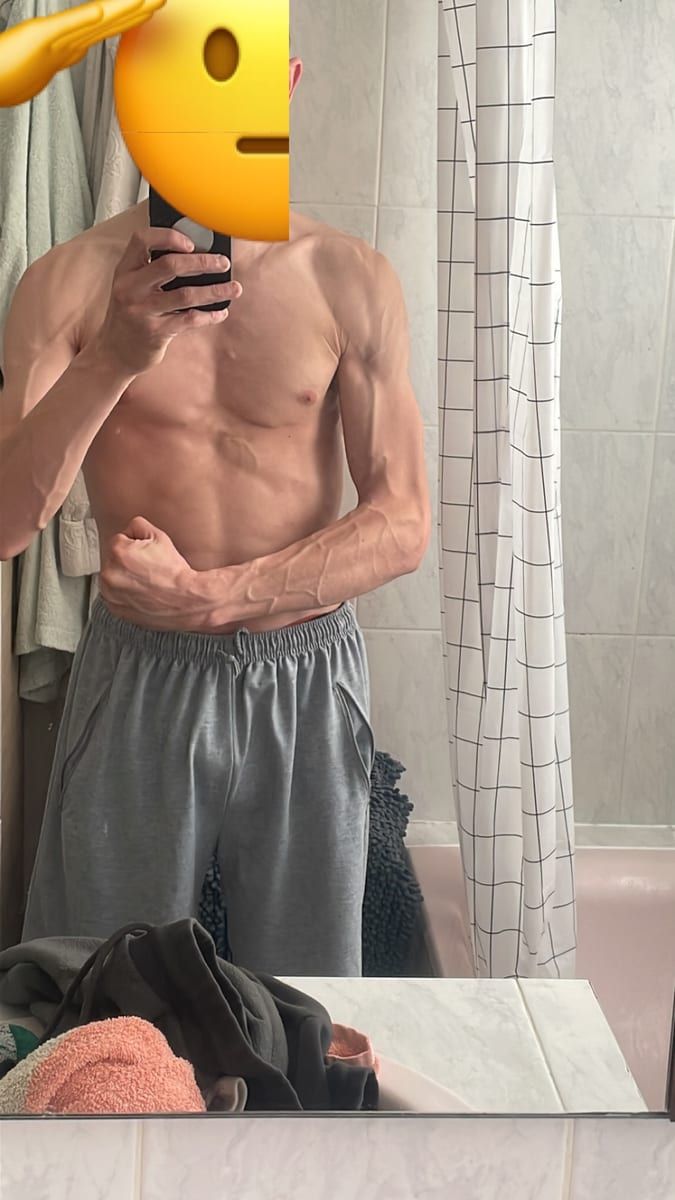 Dionis - Telegram gay à Saignelégier Profil de Dionis, 32 ans, Telegram gay à Saignelégier (Jura)