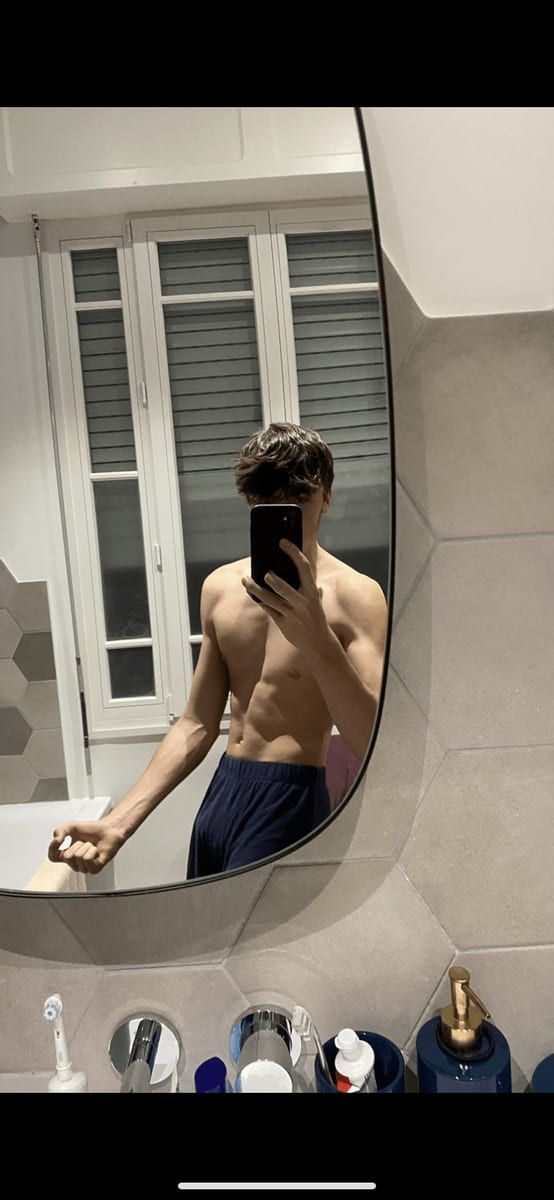 Assan - Telegram gay à Trasadingen Profil de Assan, 34 ans, Telegram gay à Trasadingen (Schaffhouse)