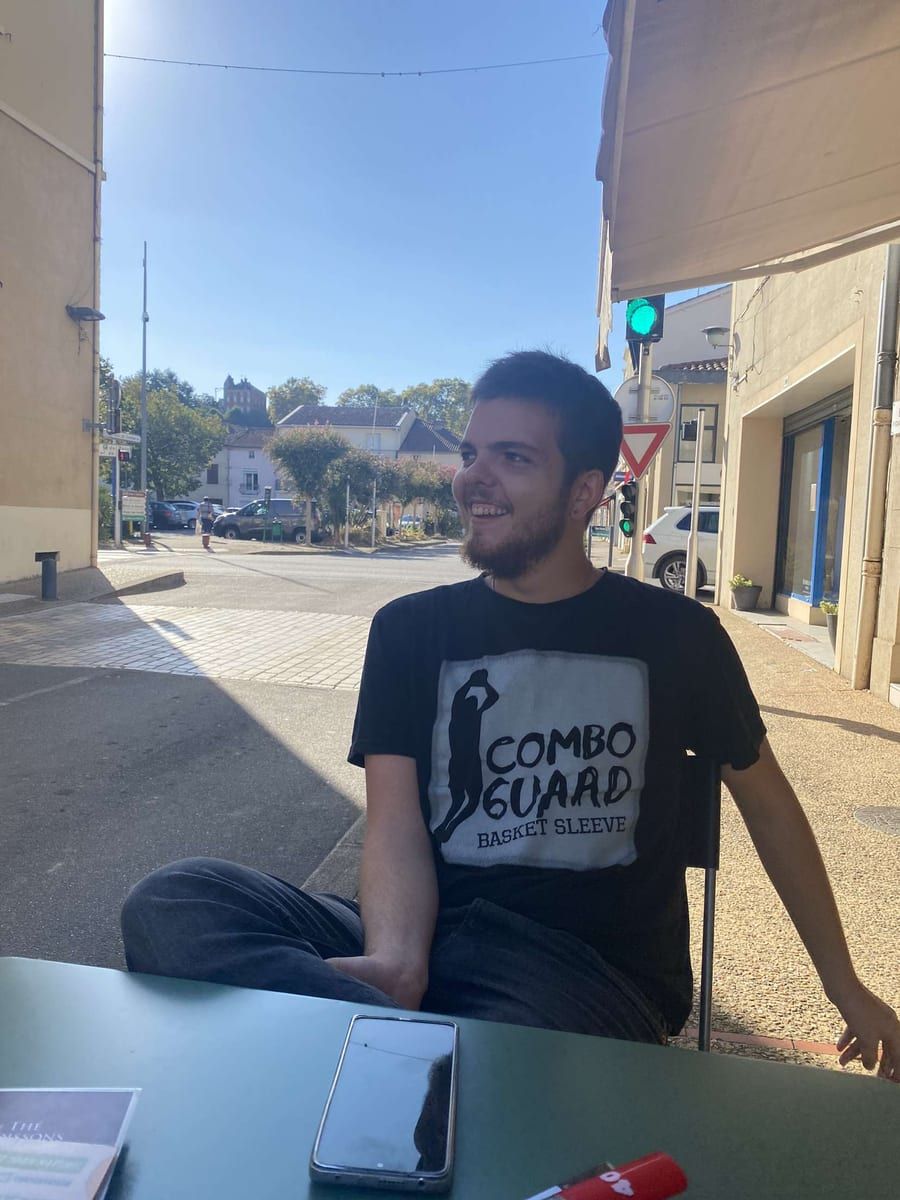 Abdrahmane - Telegram gay à Réchy Profil de Abdrahmane, 43 ans, Telegram gay à Réchy (Valais)