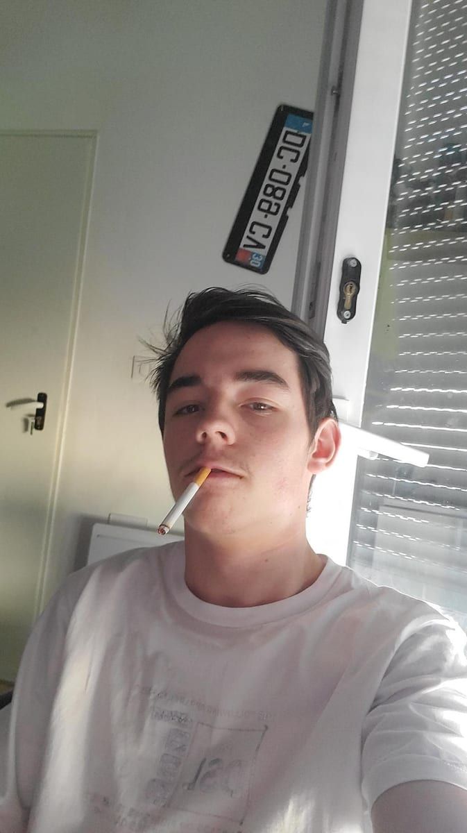 Ihsen - Telegram gay à Tann Profil de Ihsen, 41 ans, Telegram gay à Tann (Zurich)