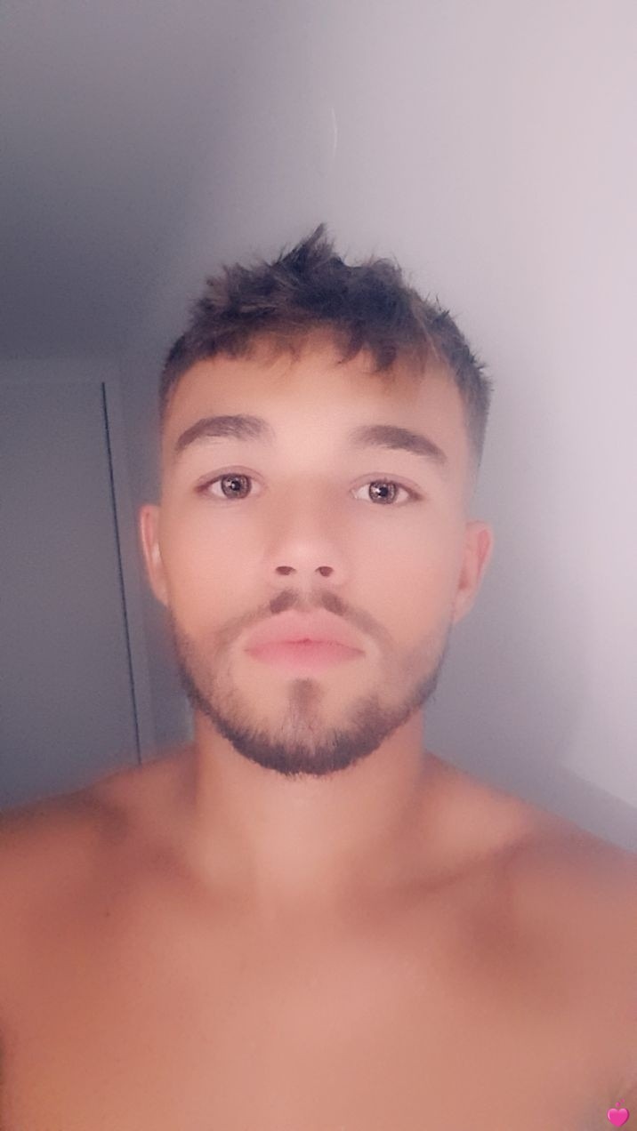 Kassi - Telegram gay à Vrin Profil de Kassi, 38 ans, Telegram gay à Vrin (Grisons)